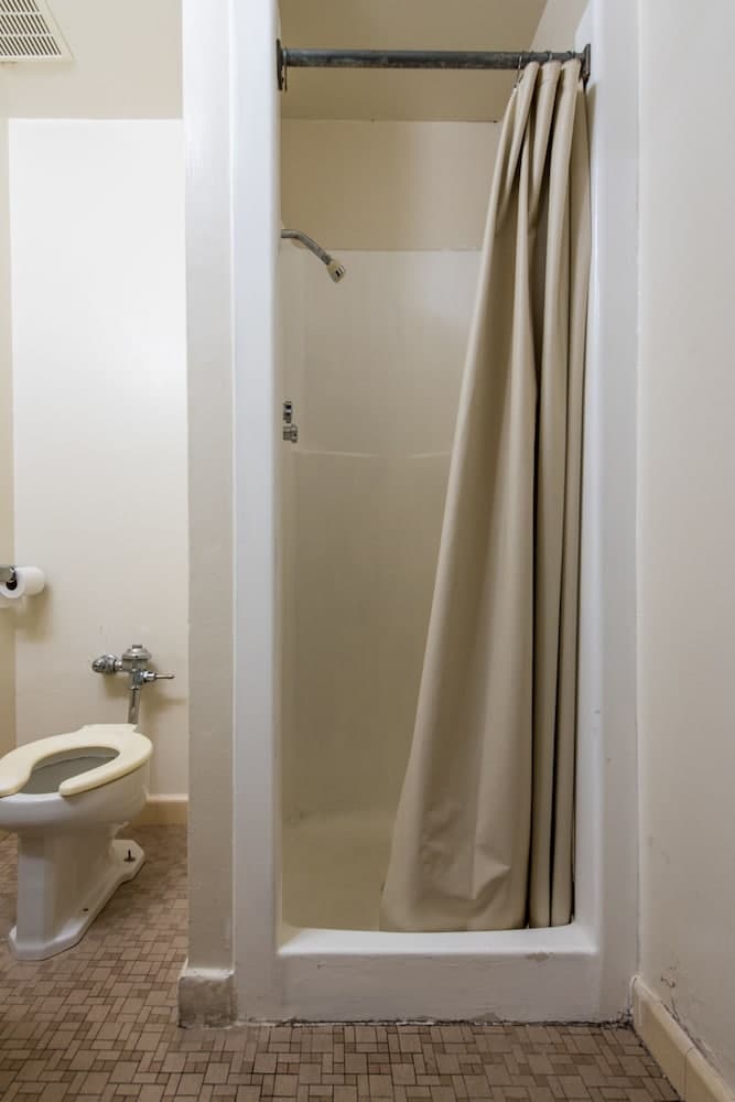 Aida Plaza Hotel