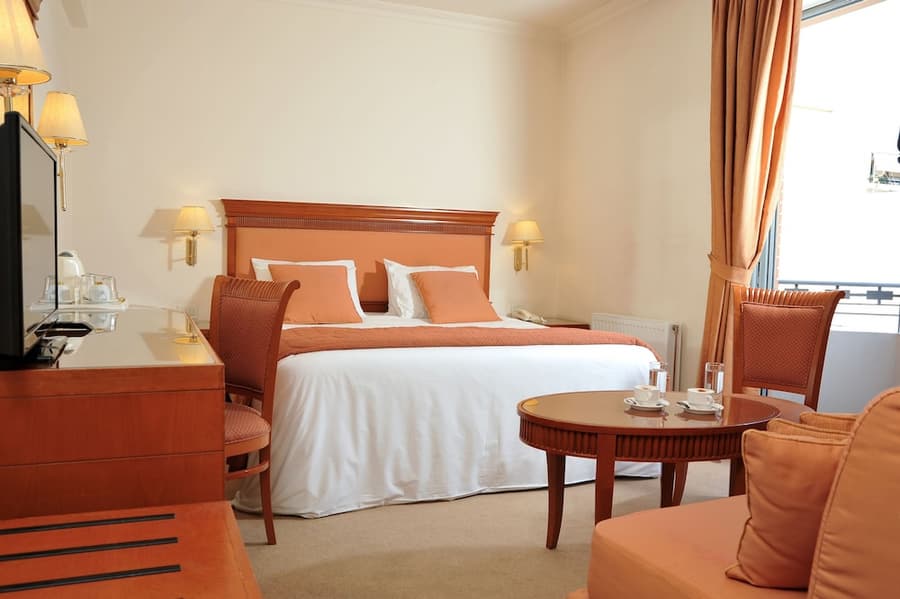 Athens Atrium Hotel and Suites