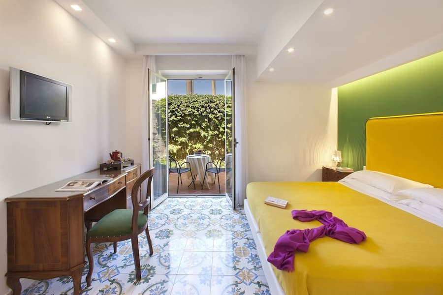Hotel Alpha