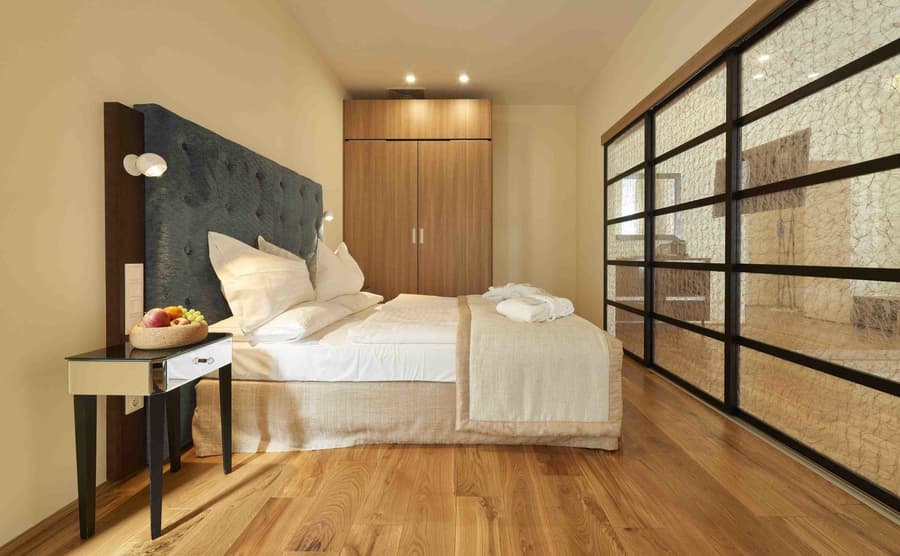 HiLight Suites Hotel