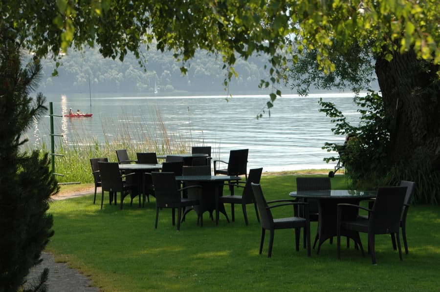 Swiss-Chalet Merlischachen - Romantik Schloss-Hotel am See