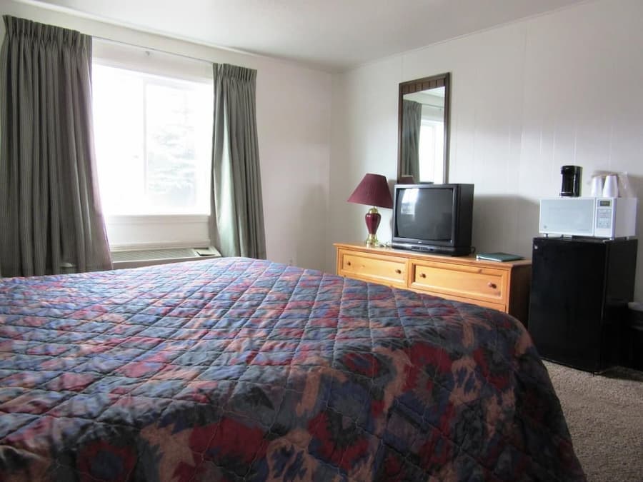 Yellowstone Country Inn