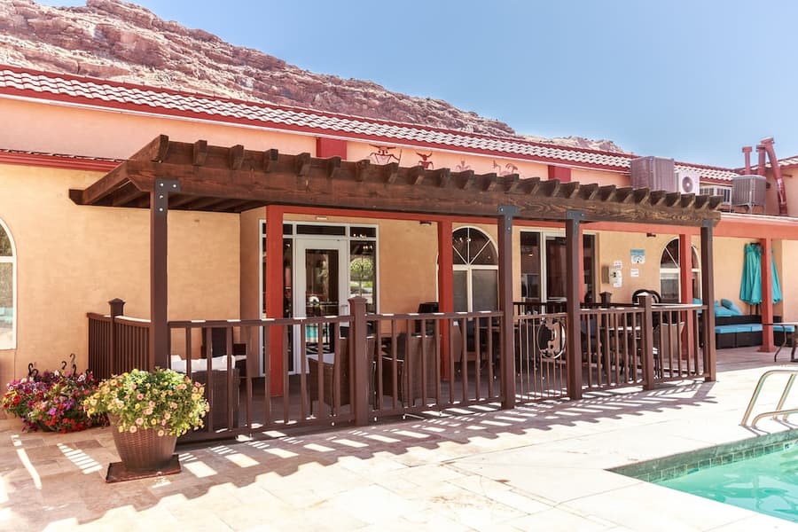 Aarchway Inn