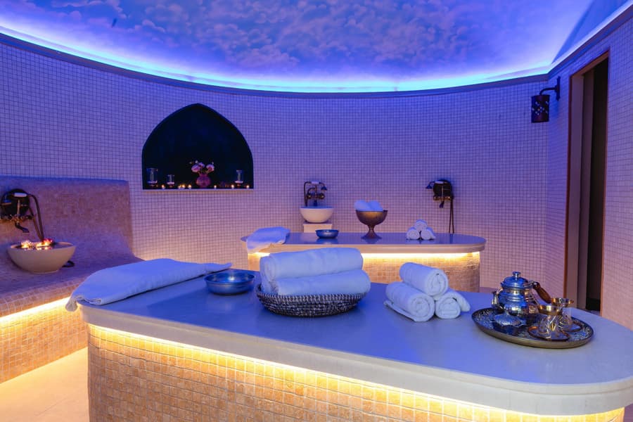 Dionysos Hotel