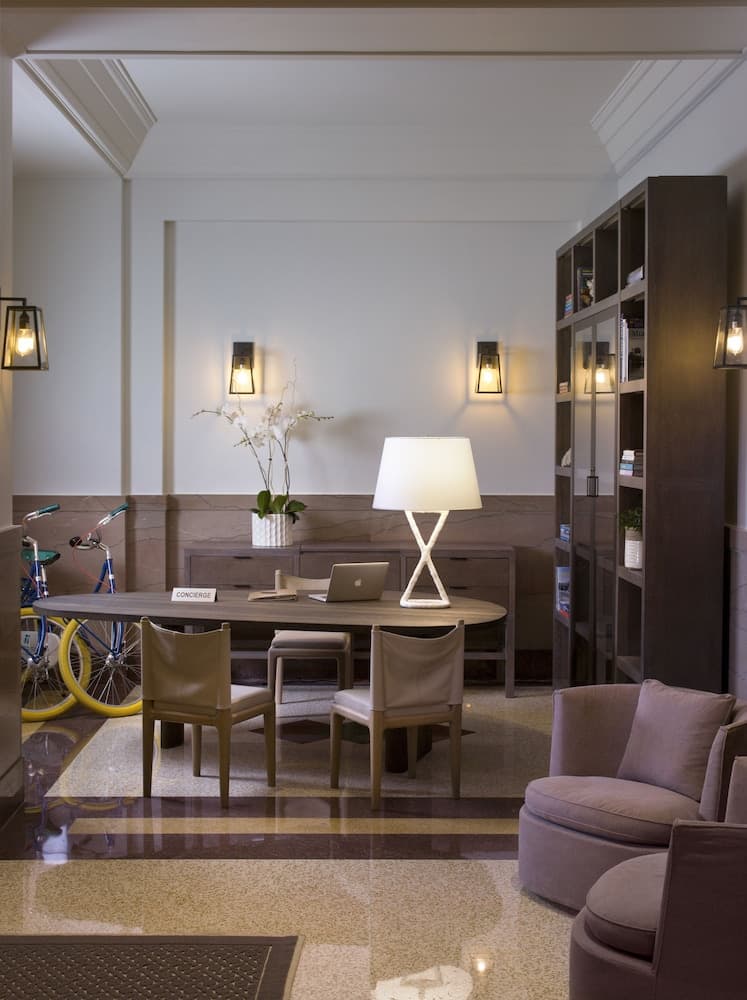 Hotel Victor