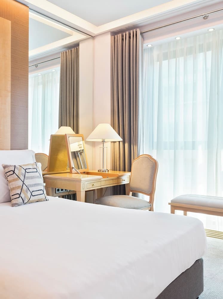 Melia Athens