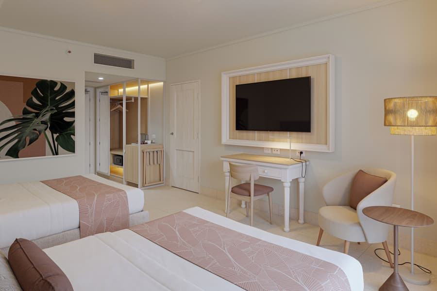 Wyndham Alltra Punta Cana All-Inclusive Resort