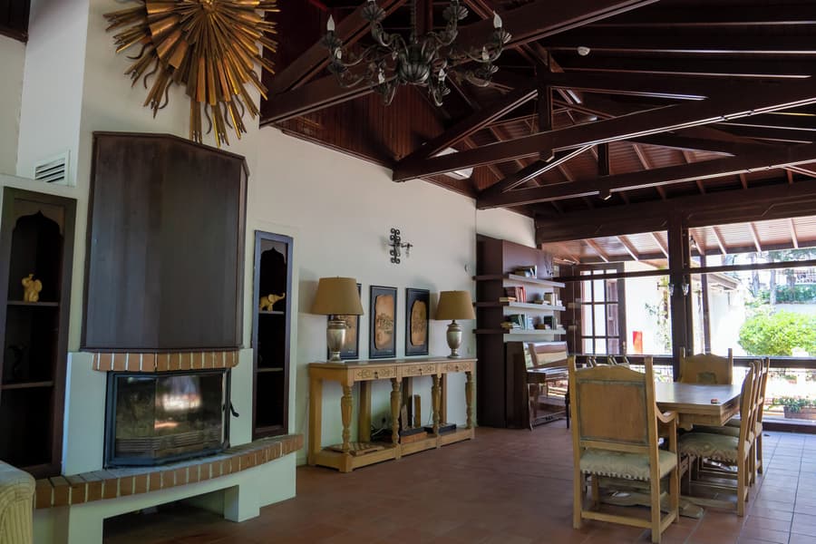 Aspen Hotel - Special Class