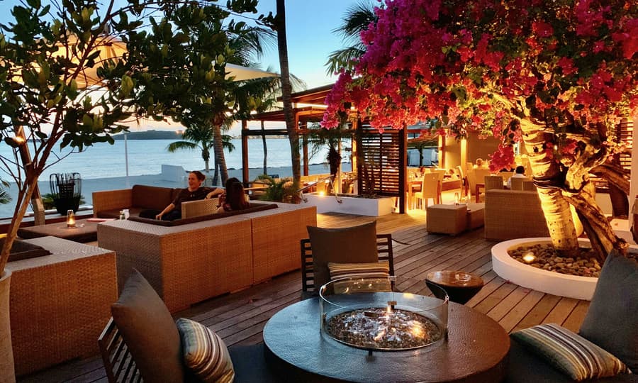 Holland House Beach Hotel