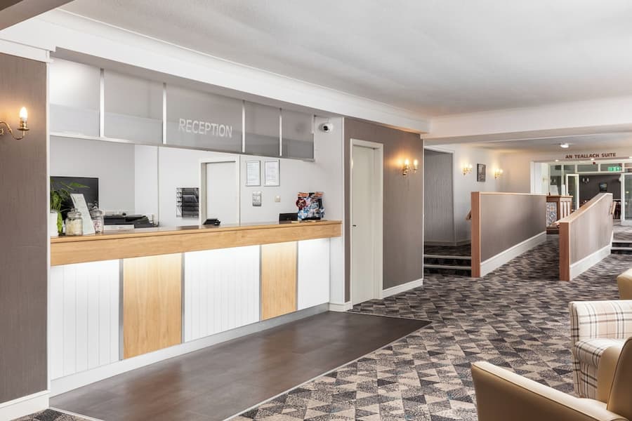Caledonian Hotel