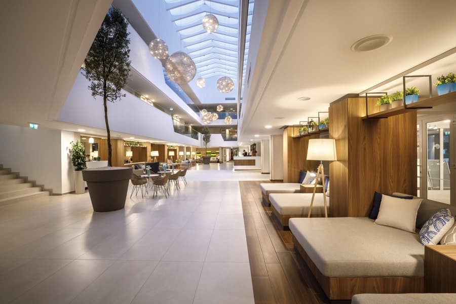 Valamar Argosy Hotel