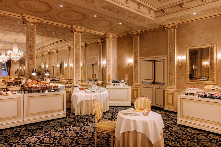 Palace Hotel
