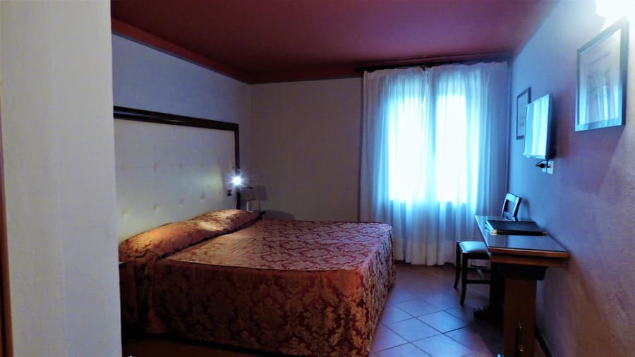 Hotel Leon Bianco