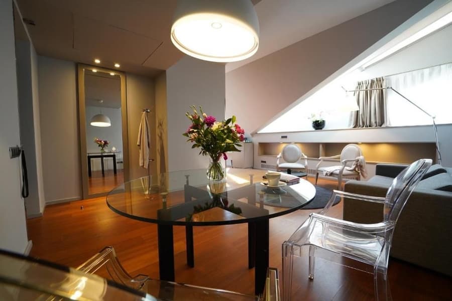 987 Design Prague Hotel