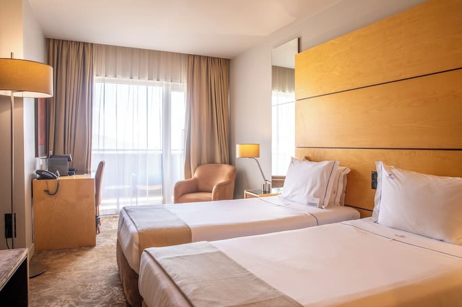 VIP Executive Azores Hotel