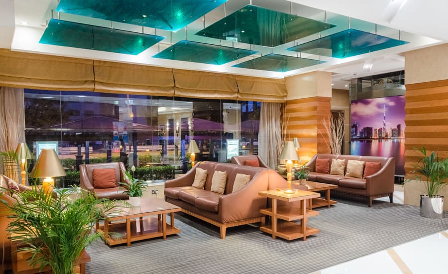 Avenue Hotel