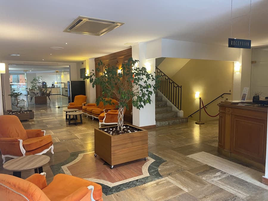 Grand Hotel