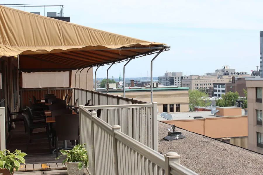 Hotel Les Suites Labelle