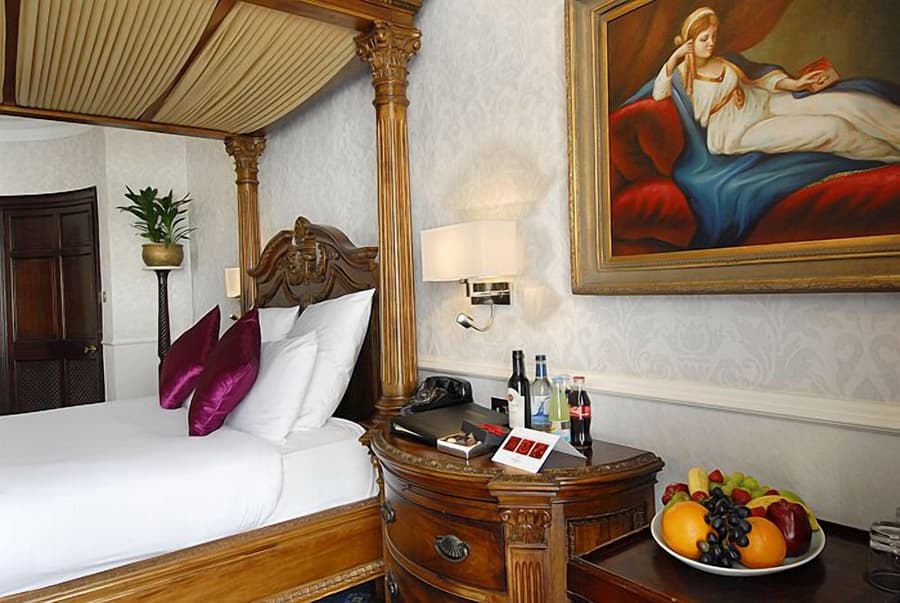 Grand Royale Hyde Park