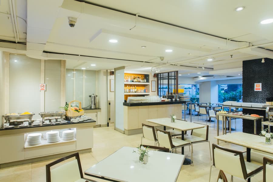 Seasons Siam Hotel
