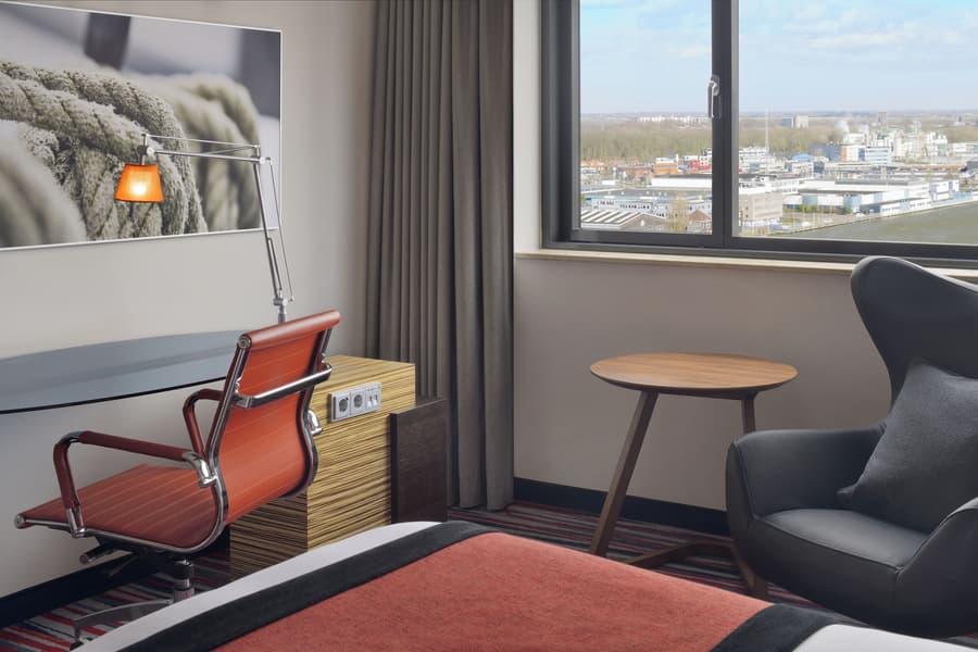 Mövenpick Hotel Amsterdam City Centre