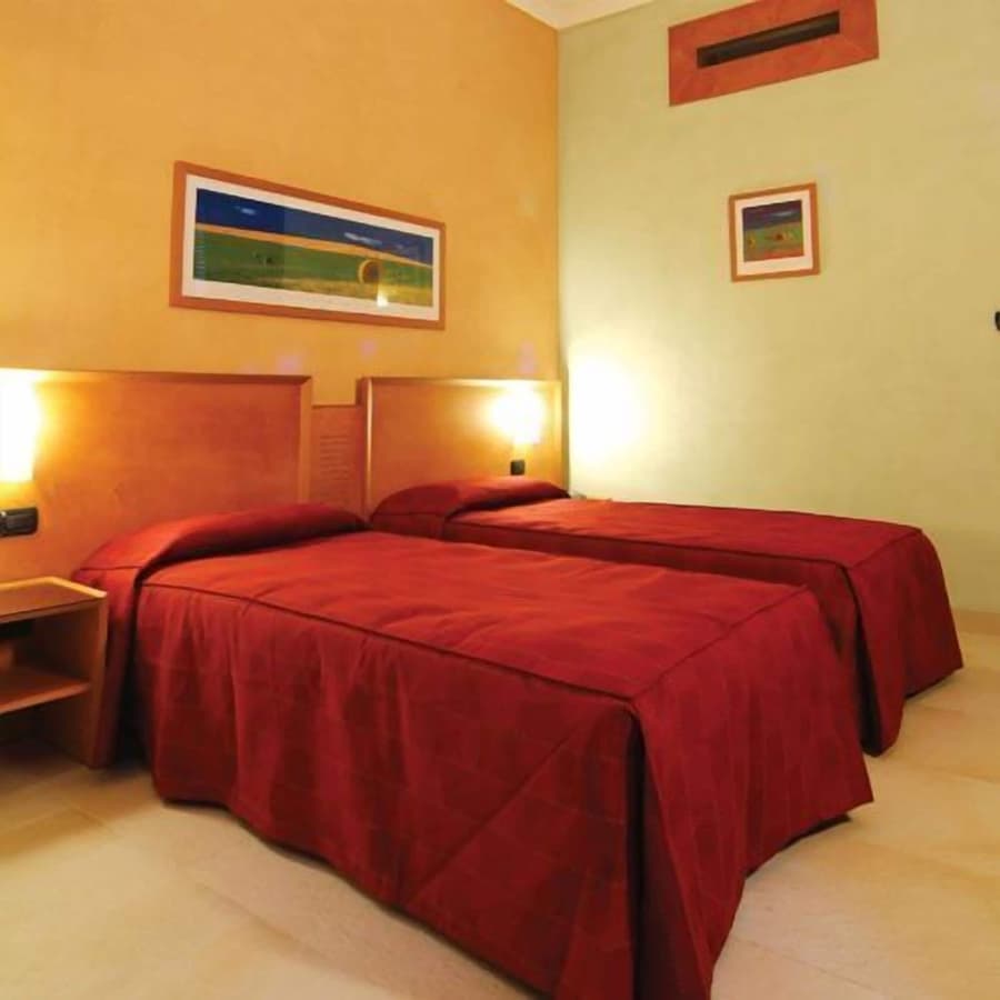 Hotel Eden