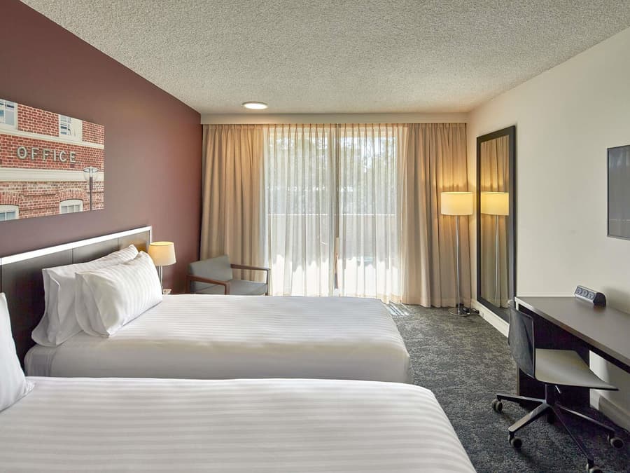 Mercure Perth On Hay