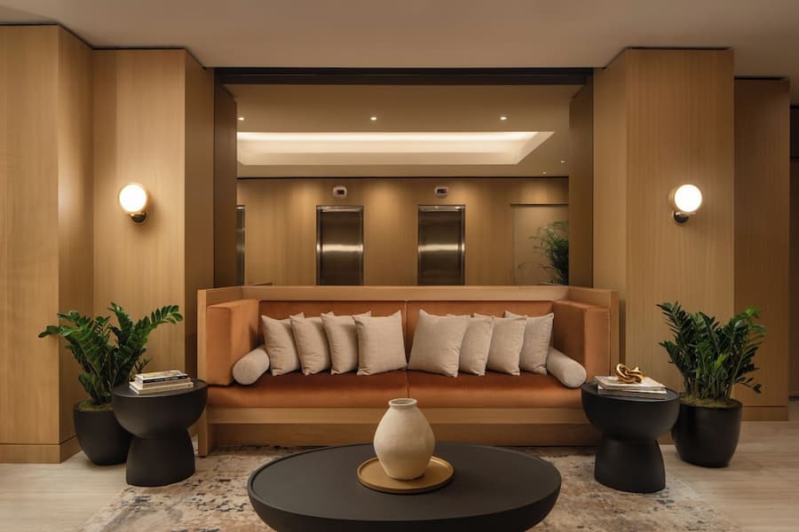 Aura Hotel Times Square