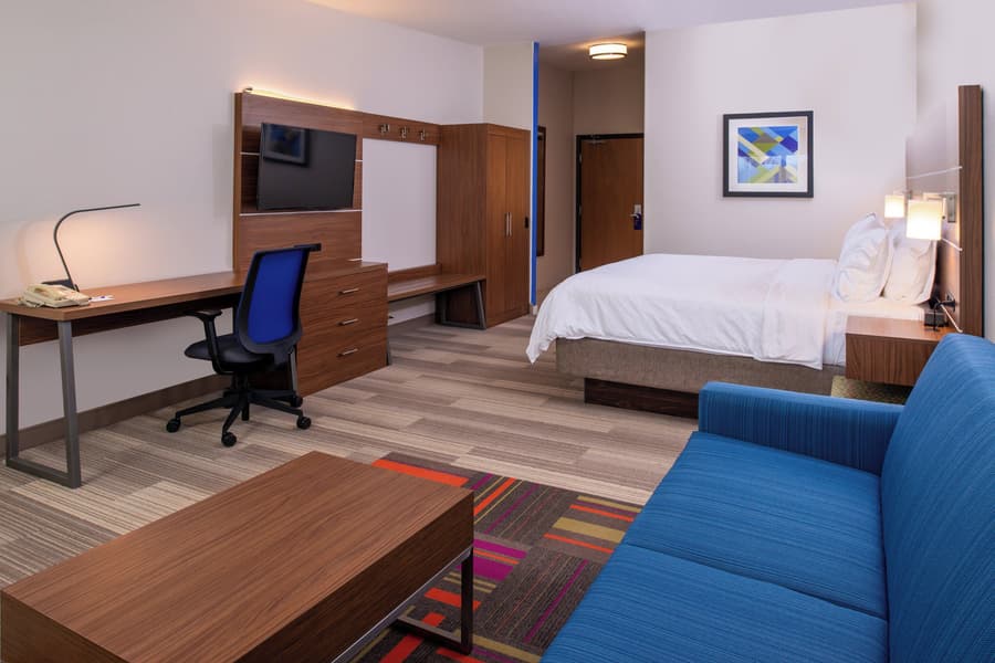 Holiday Inn Express & Suites Gunnison by IHG