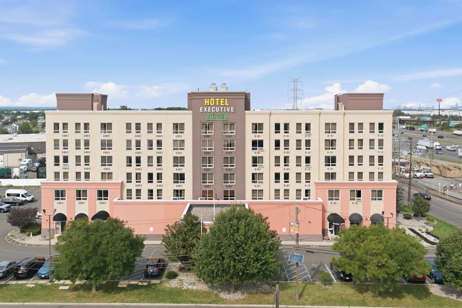 Hotel Executive Suites Newark Liberty Int'l Airport Carteret (EWR)