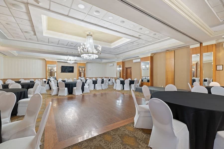 Hotel Executive Suites Newark Liberty Int'l Airport Carteret (EWR)
