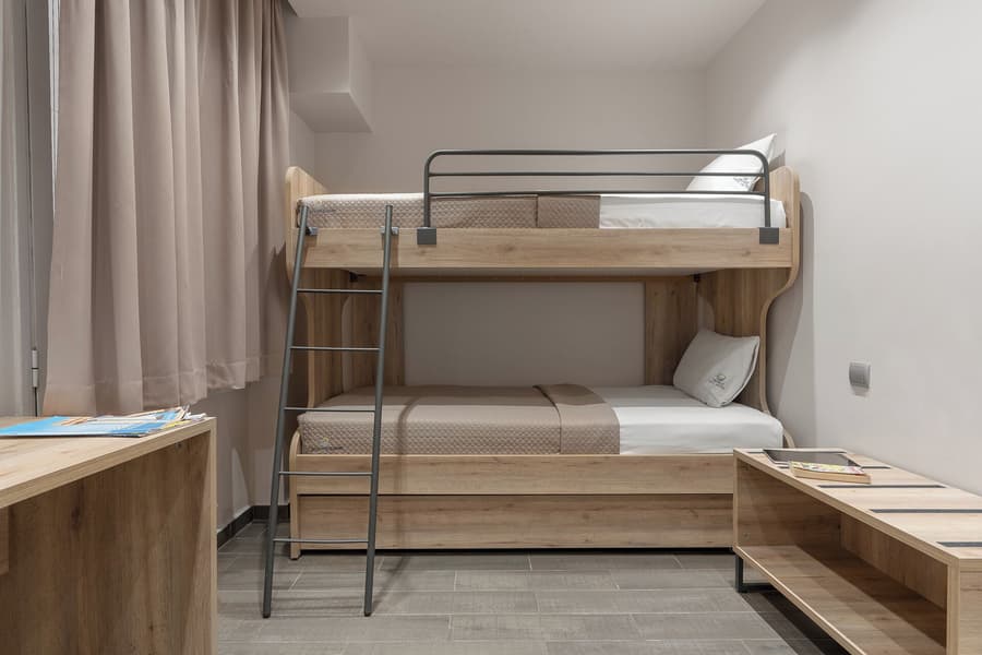 Piraeus City Hotel