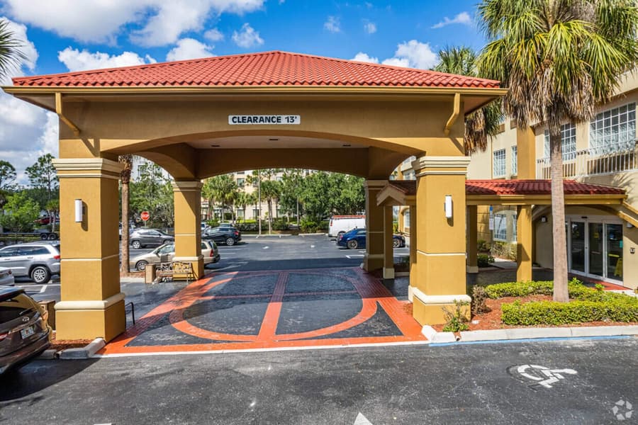 Stay Well Inn & Suites