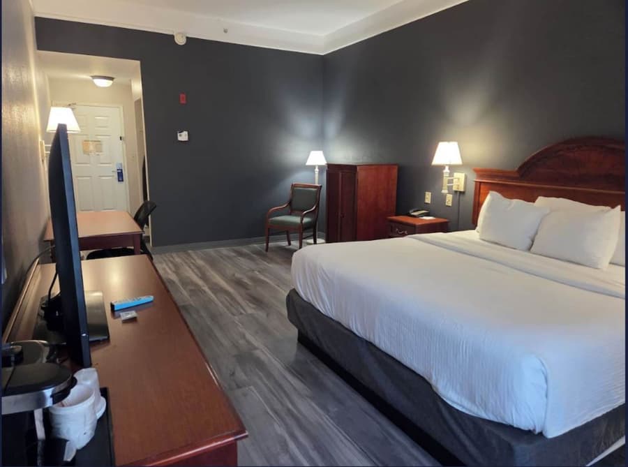 Stay Well Inn & Suites