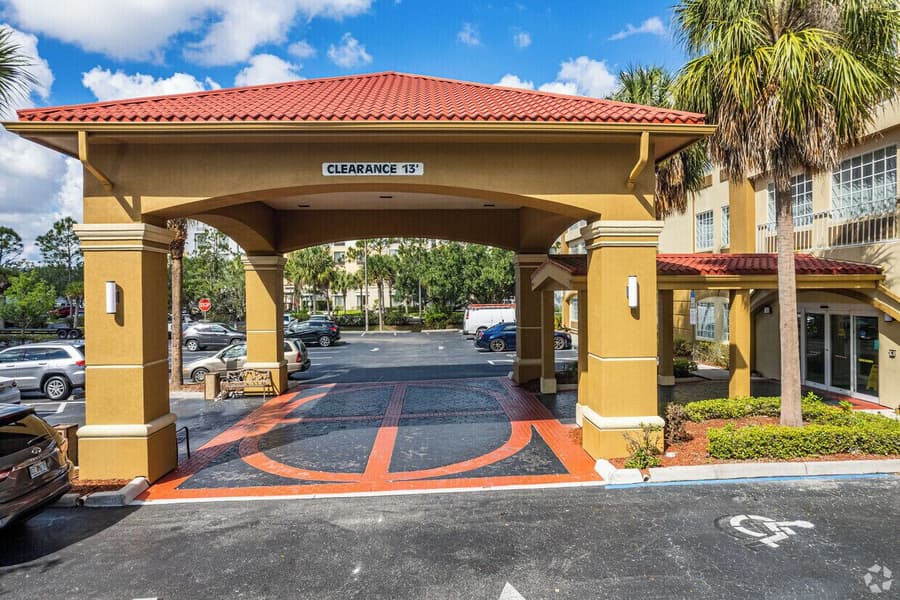 Stay Well Inn & Suites