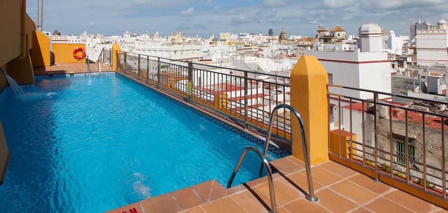 Senator Cadiz Hotel