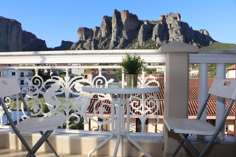 Hotel Kosta Famissi