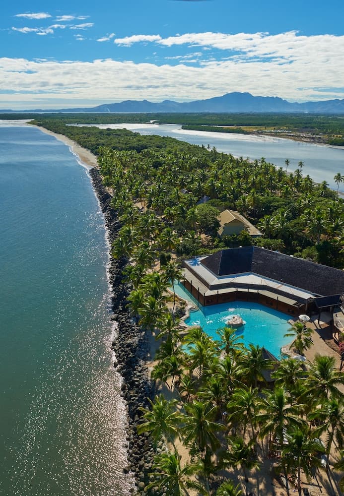 DoubleTree Resort by Hilton Hotel Fiji - Sonaisali Island