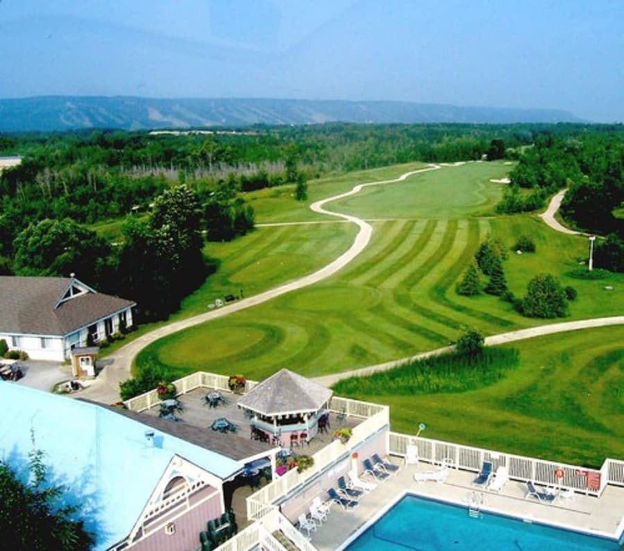 Living Stone Golf Resort