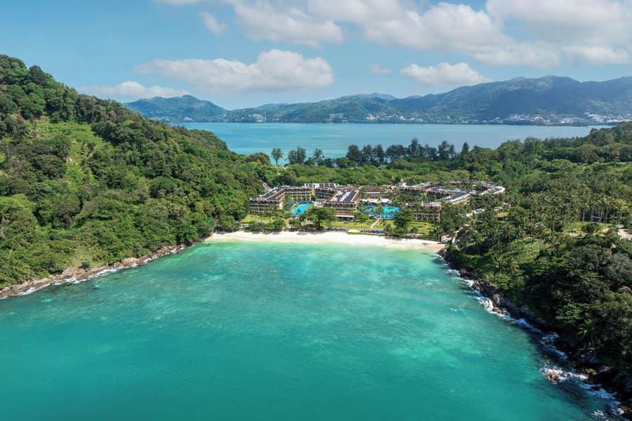 Phuket Marriott Resort & Spa, Merlin Beach