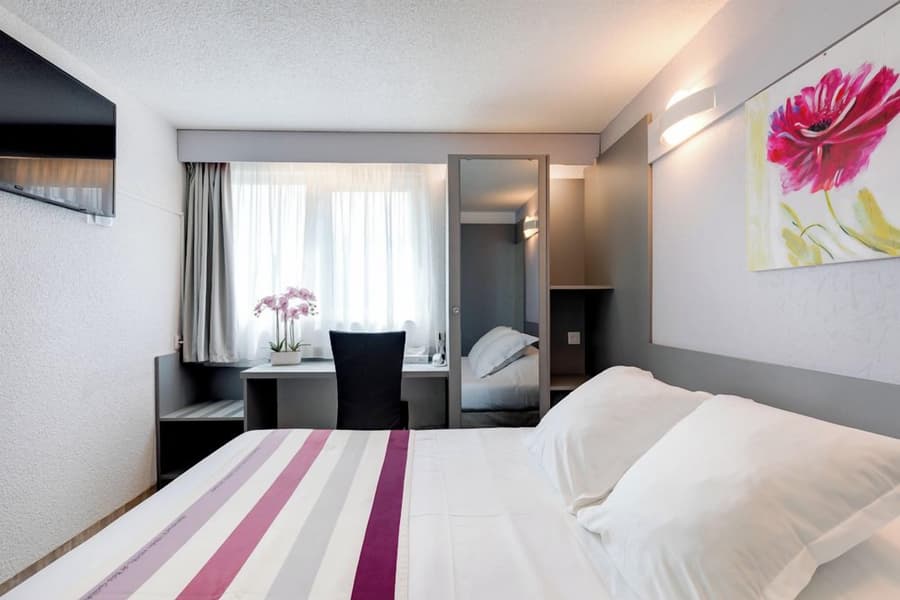 Brit Hotel Confort Rouen Nord - Eden