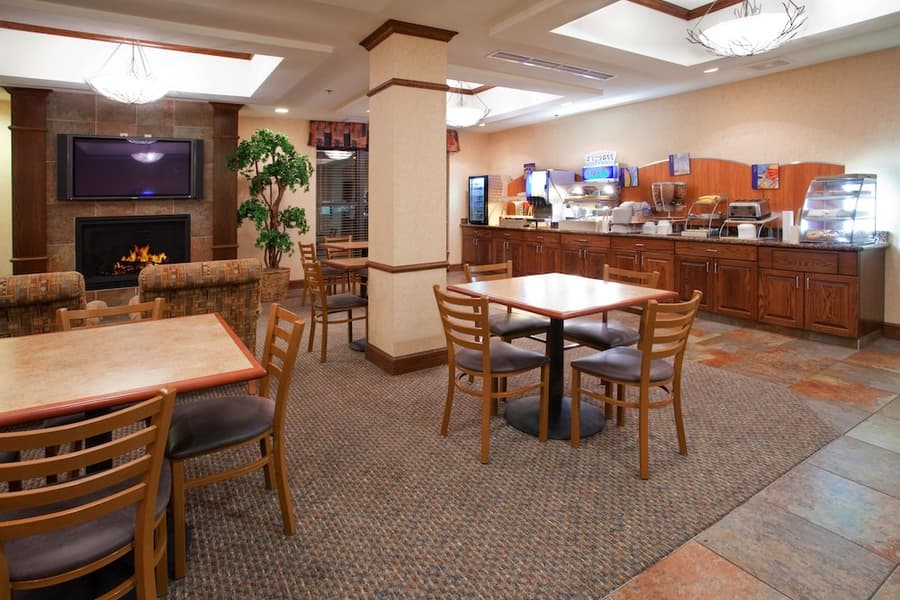 Holiday Inn Express Hotel & Stes Salt Lake City-Airport East by IHG