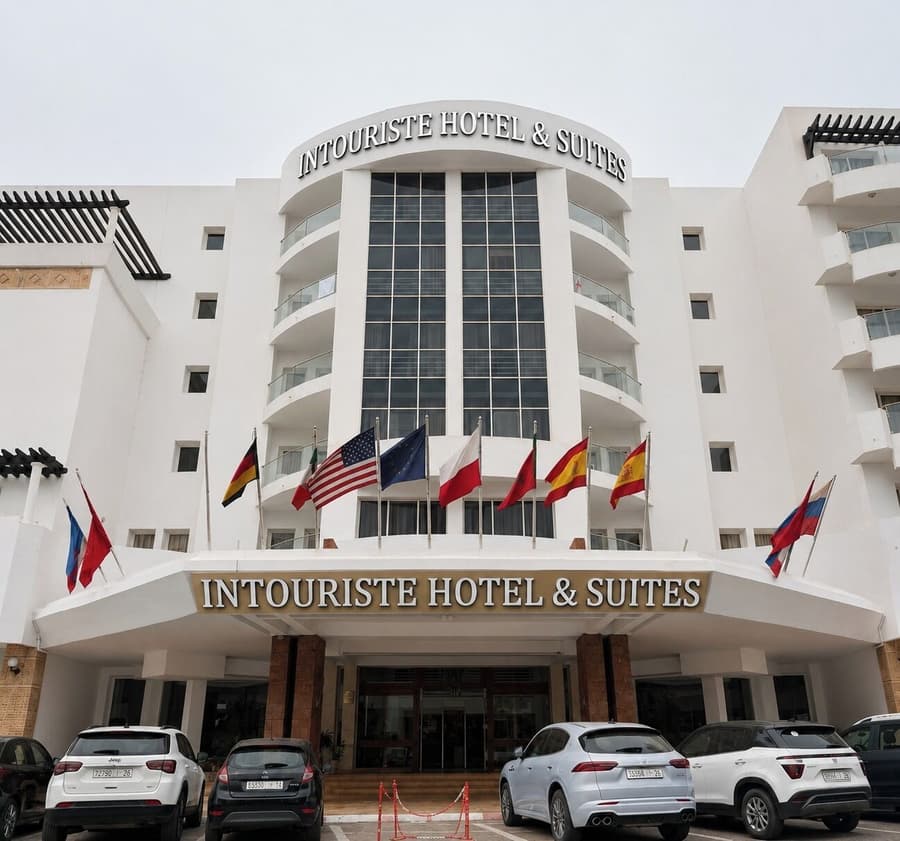 Intouriste Hôtel & Suites