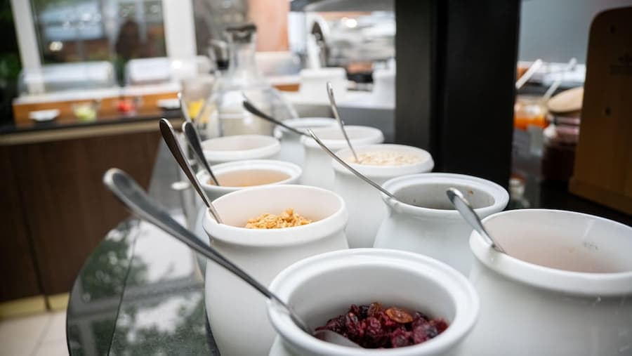 Best Western Plus Grand Hotel Victor Hugo