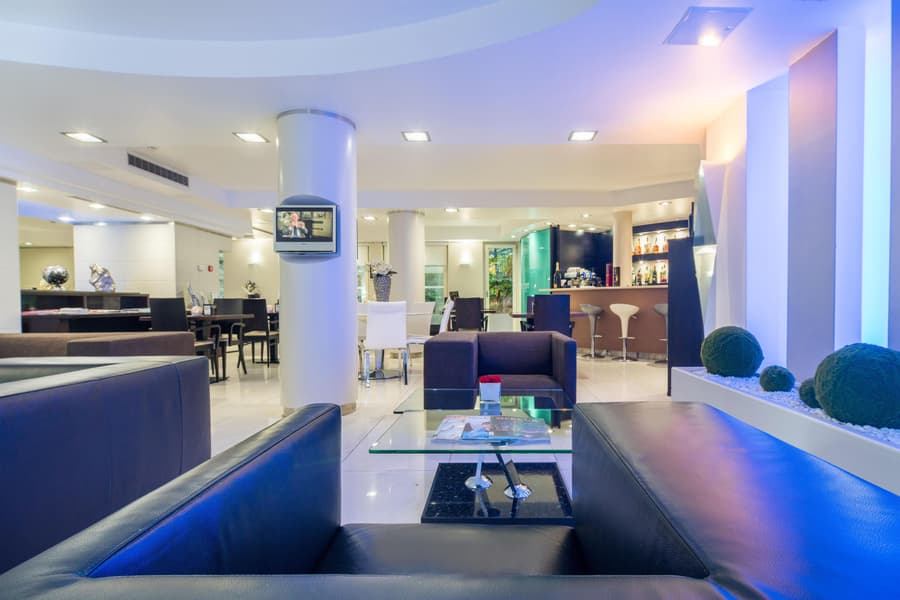 Best Western Plus Grand Hotel Victor Hugo