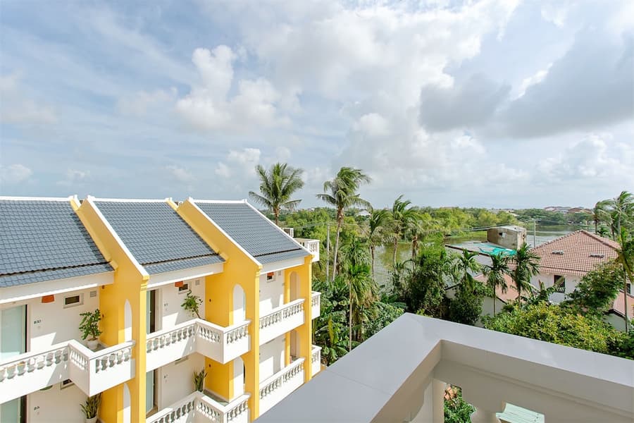 Aurora Riverside Hotel and Spa