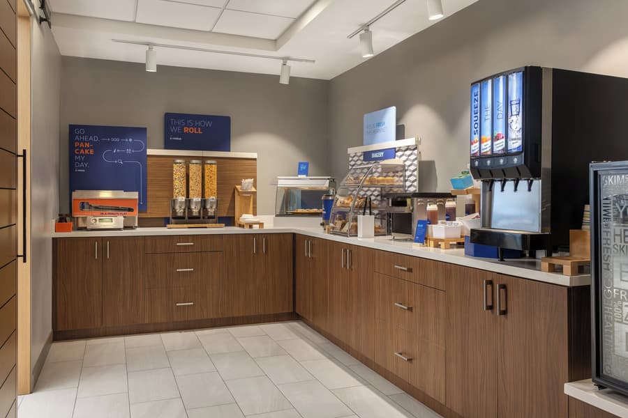 Holiday Inn Express & Suites Huntsville by IHG