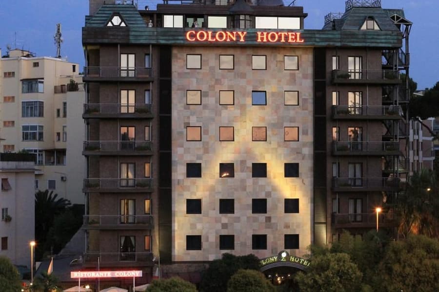 Colony Hotel
