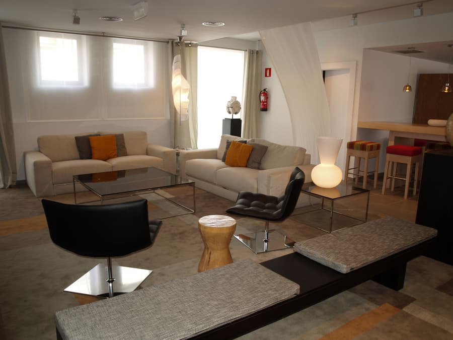 Eco Alcala Suites