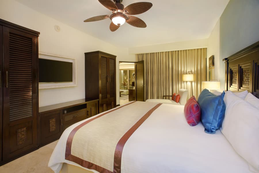 Casa Dorada Los Cabos Resort & Spa